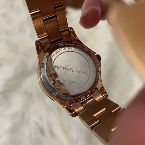 Michael Kors Quartz Rose Gold w/White Dial Watch - Picture 6 of 8
